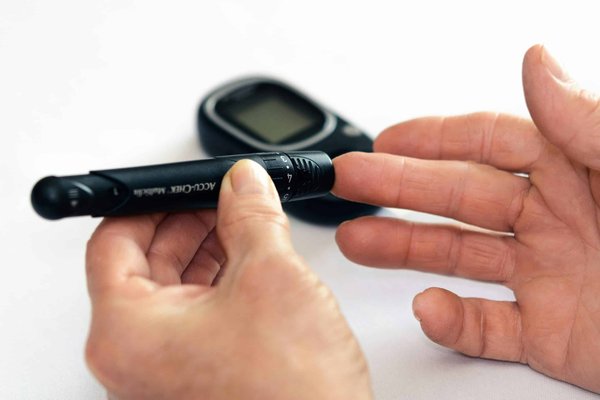 What Are the Best Evidence-Based Dietary Strategies for Managing Gestational Diabetes?